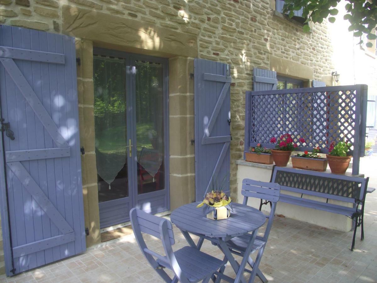 Domaine Des Cigales, Chambre D'Hotes Saint-Martin-d'Aout Exteriör bild
