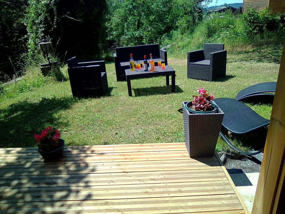Domaine Des Cigales, Chambre D'Hotes Saint-Martin-d'Aout Exteriör bild